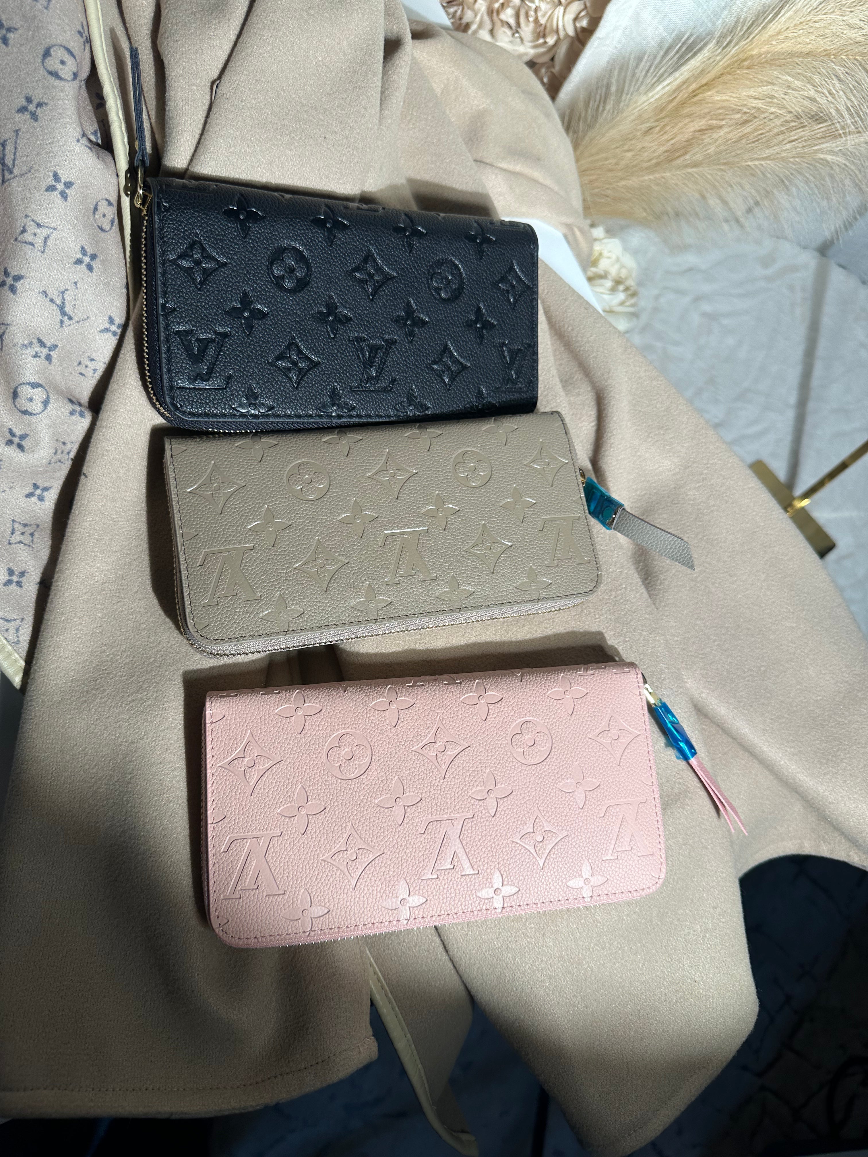 Daisy wallets